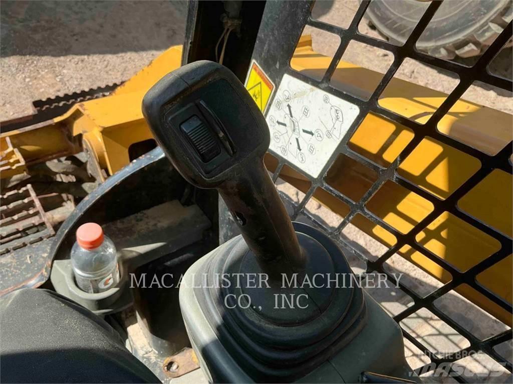 CAT 289D Lánctalpas homlokrakodók