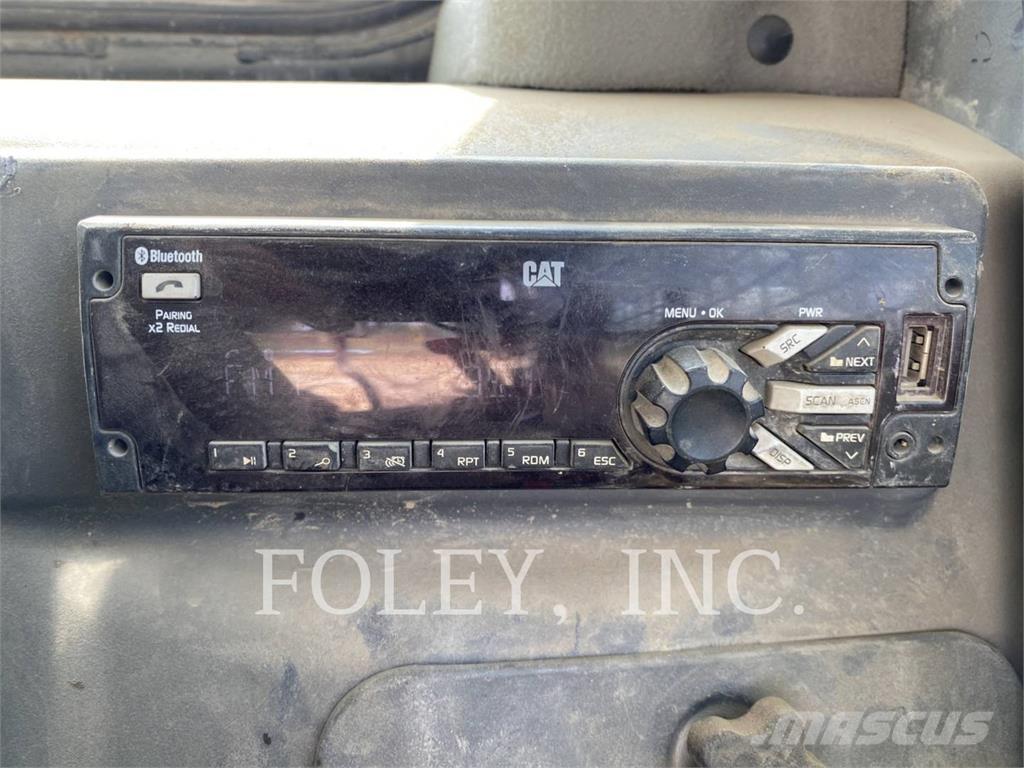 CAT 289D Lánctalpas homlokrakodók