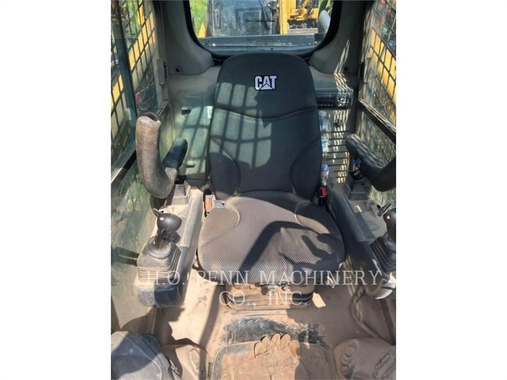 CAT 289D3 Lánctalpas homlokrakodók