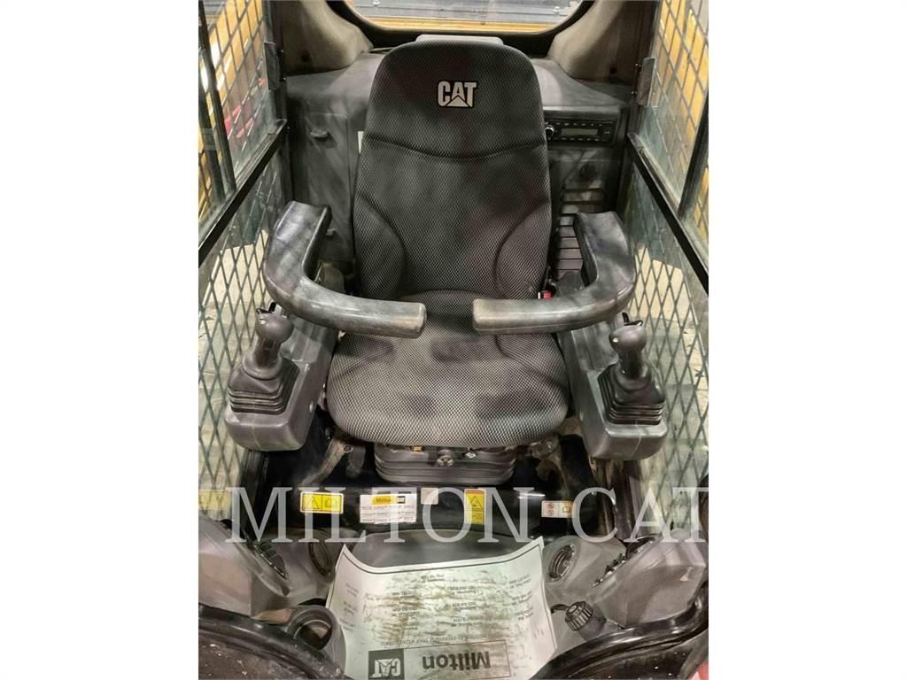 CAT 289D3 Lánctalpas homlokrakodók