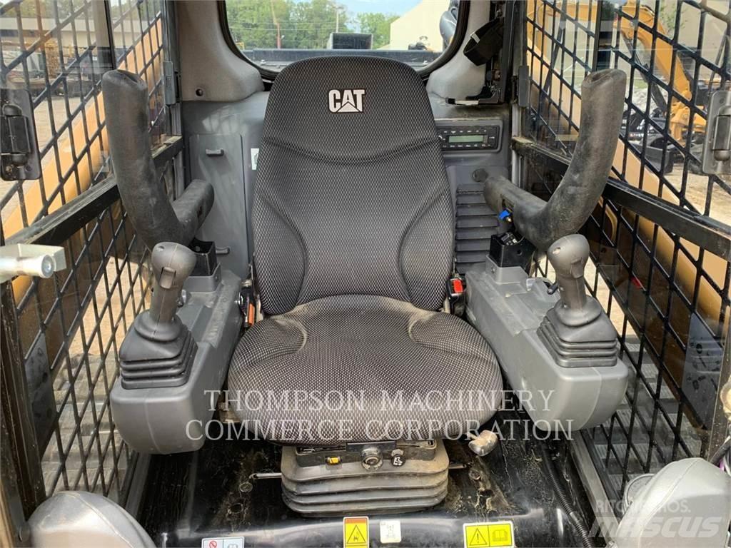 CAT 289D3 Lánctalpas homlokrakodók