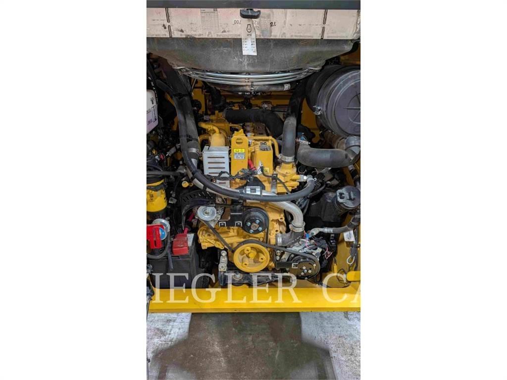 CAT 289D3 Lánctalpas homlokrakodók