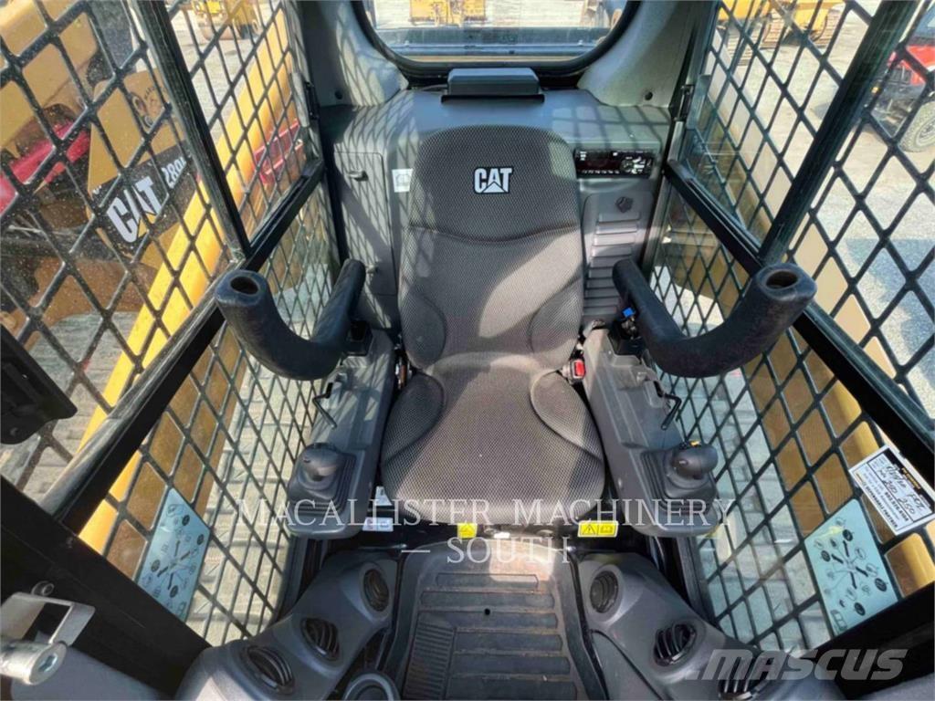 CAT 289D3 Lánctalpas homlokrakodók