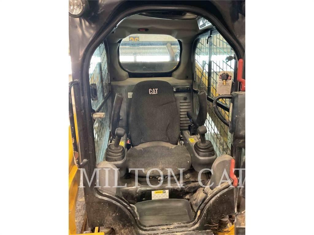 CAT 299D2 Lánctalpas homlokrakodók