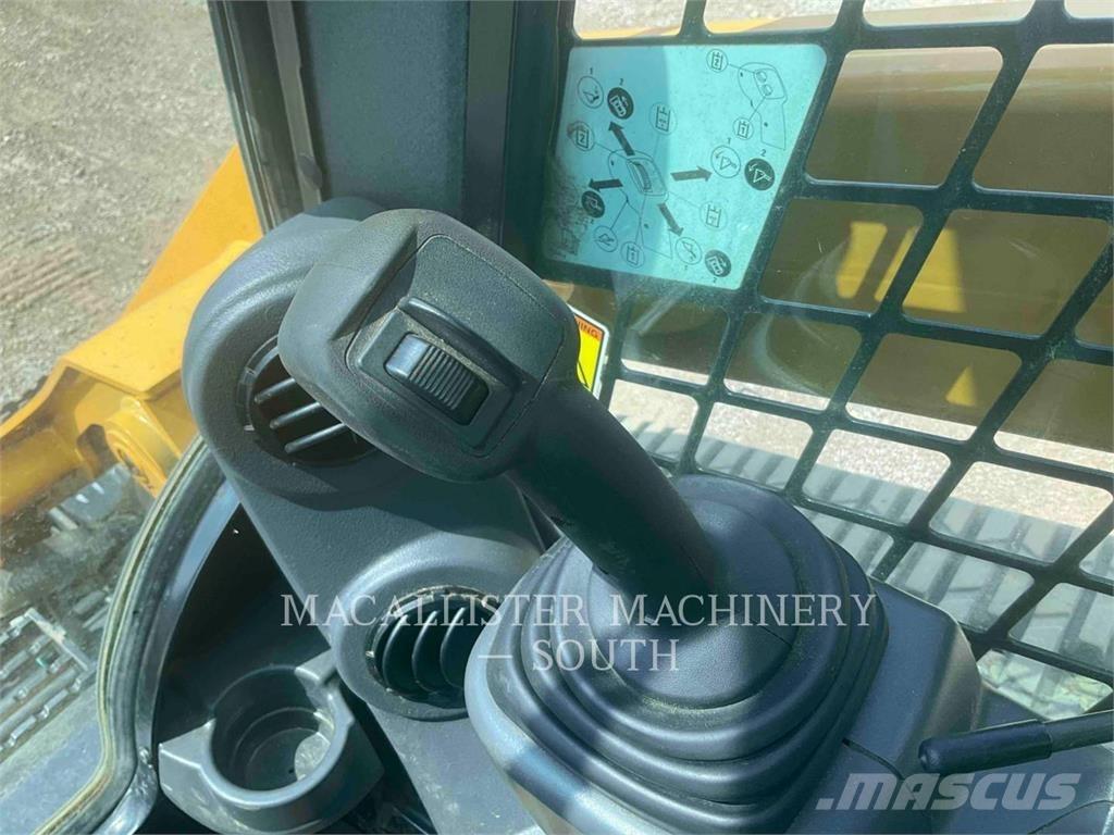 CAT 299D2 Lánctalpas homlokrakodók