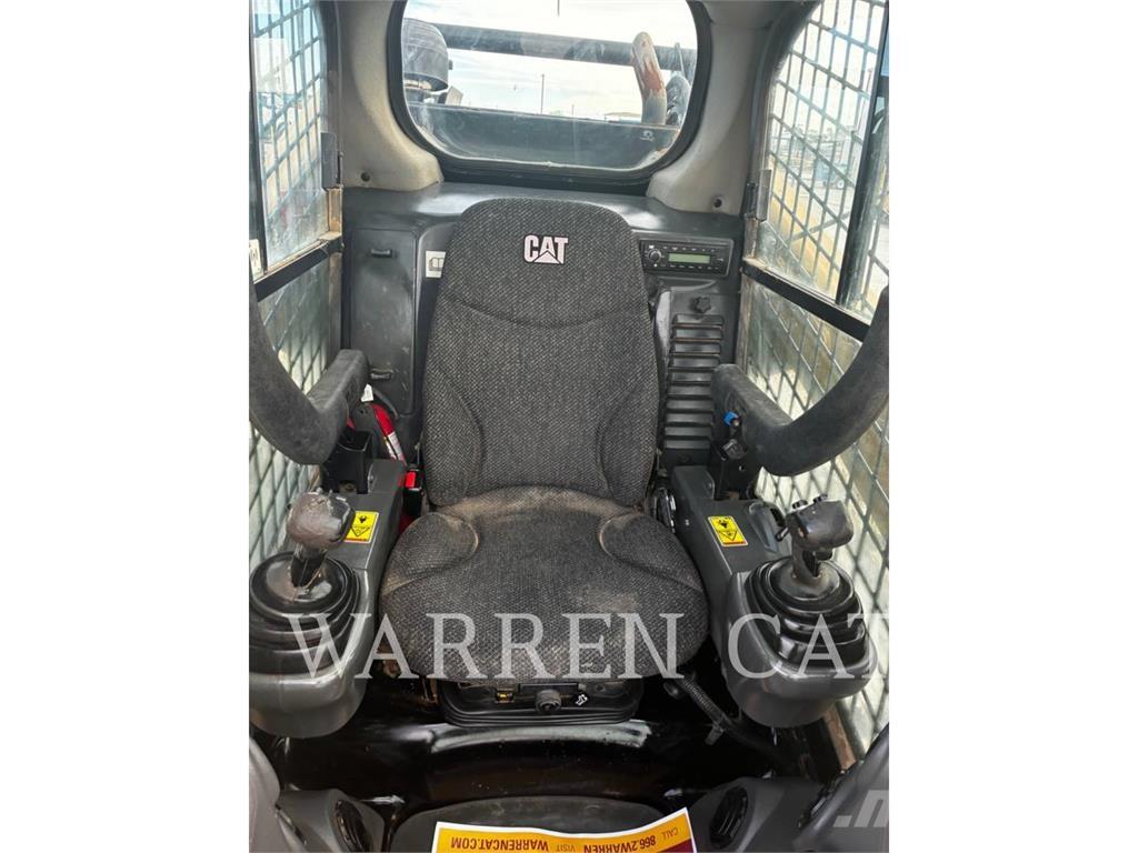 CAT 299D2 Lánctalpas homlokrakodók