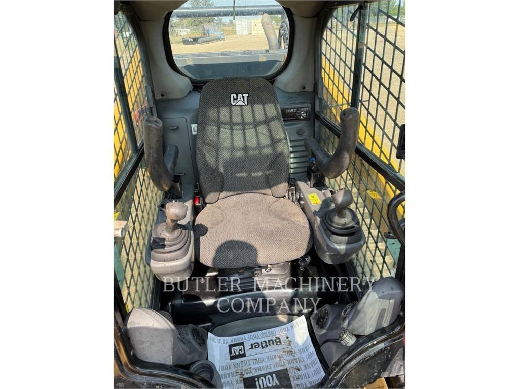 CAT 299D2 C3H3 Lánctalpas homlokrakodók