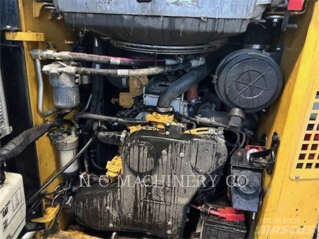 CAT 299D2 XHP Kompaktrakodók