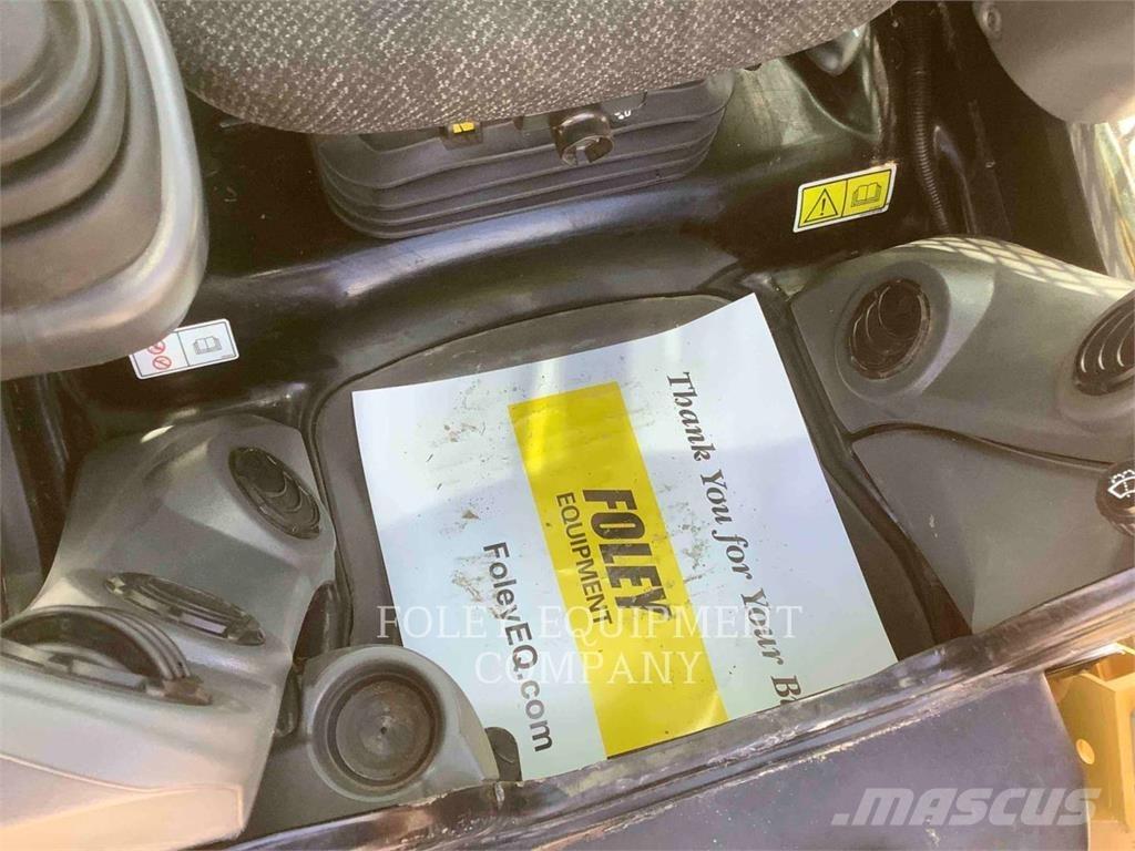 CAT 299D2XHP Kompaktrakodók