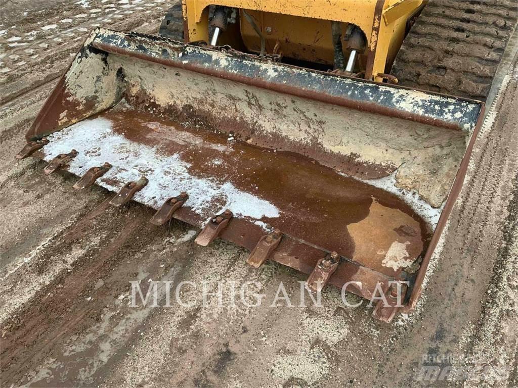 CAT 299D3 Kompaktrakodók