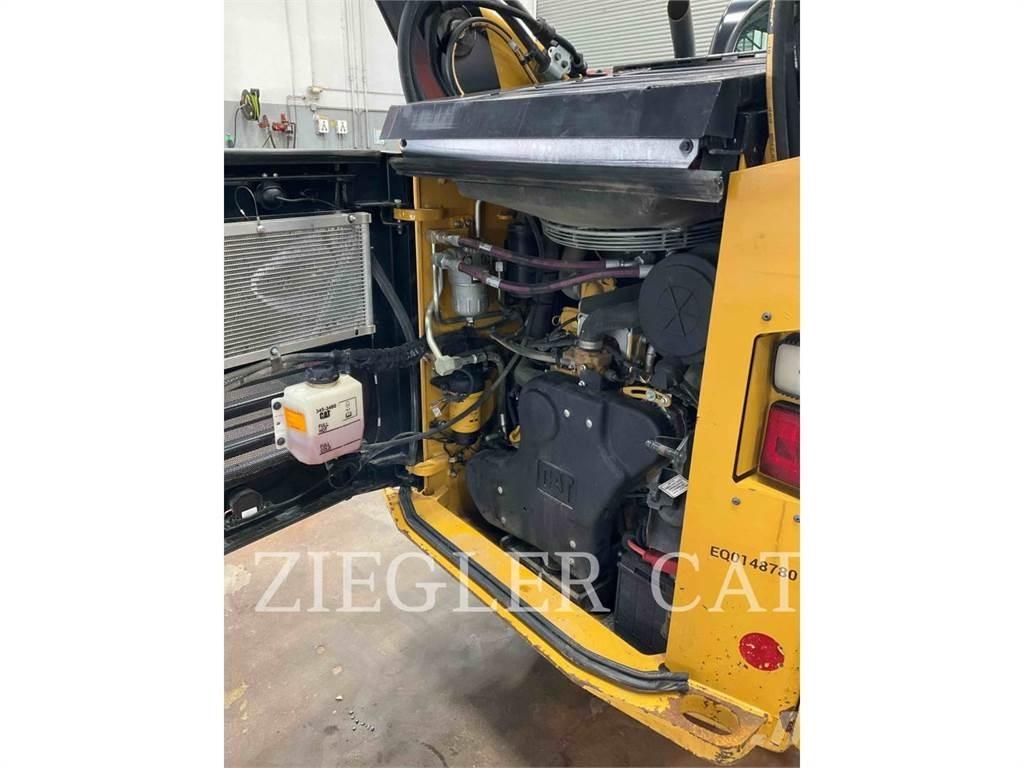 CAT 299D3 Lánctalpas homlokrakodók