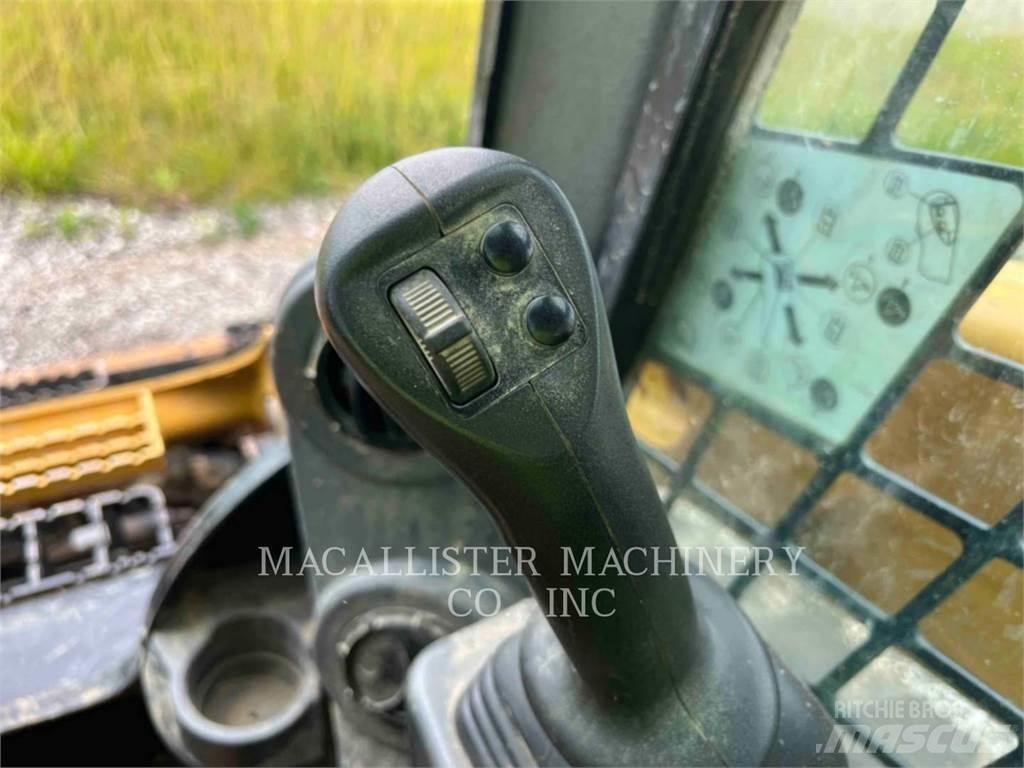 CAT 299D3 Lánctalpas homlokrakodók