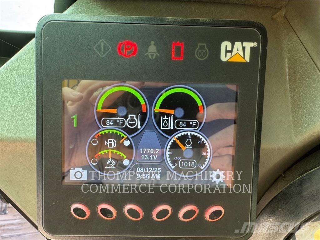 CAT 299D3 Lánctalpas homlokrakodók