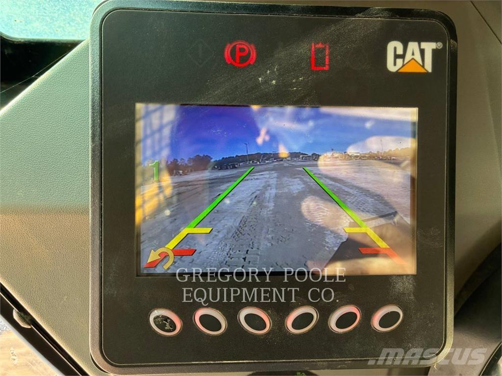 CAT 299D3 Lánctalpas homlokrakodók