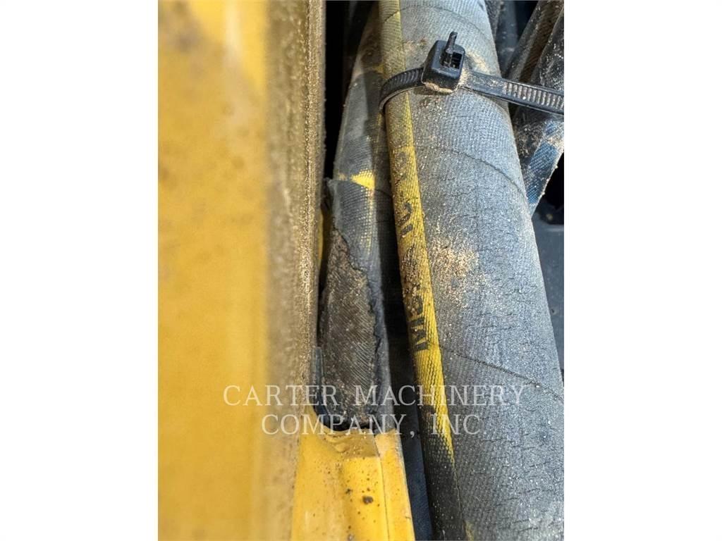 CAT 299D3 XE Lánctalpas homlokrakodók