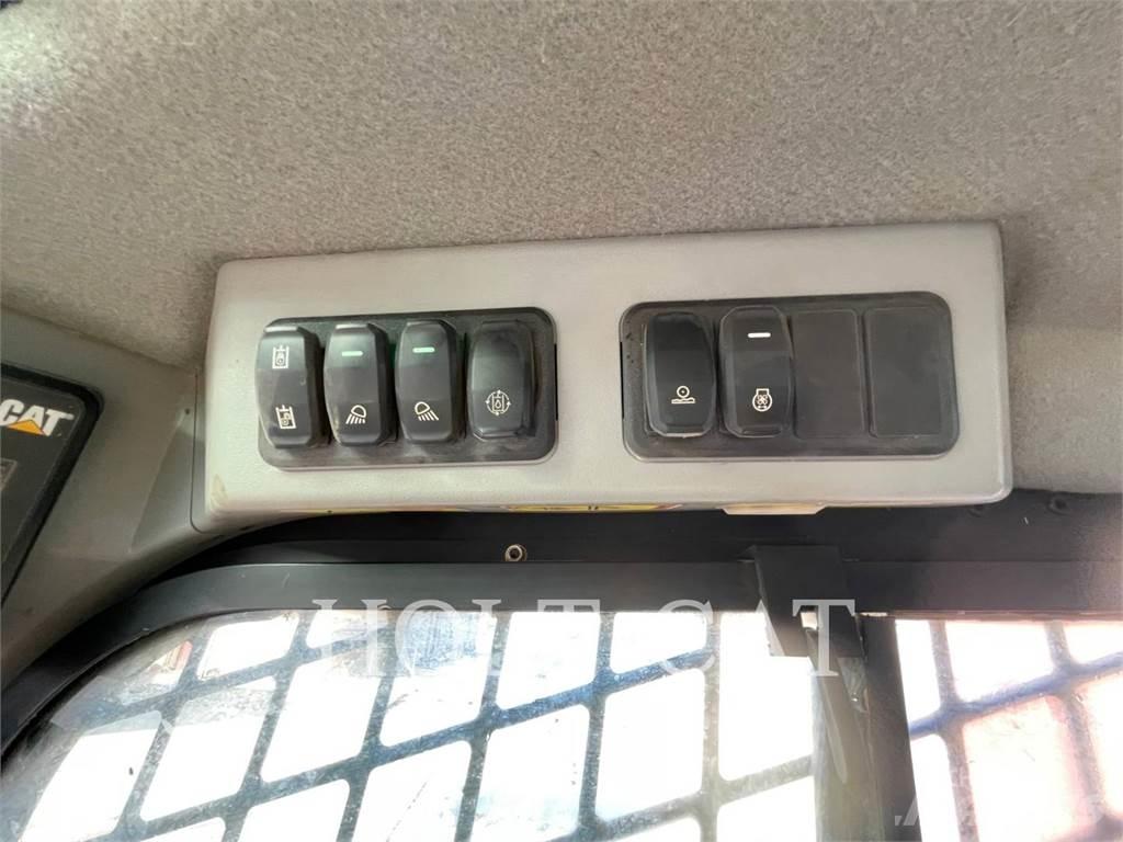 CAT 299D3XE Lánctalpas homlokrakodók