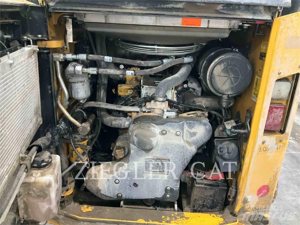 CAT 299D3XE Lánctalpas homlokrakodók