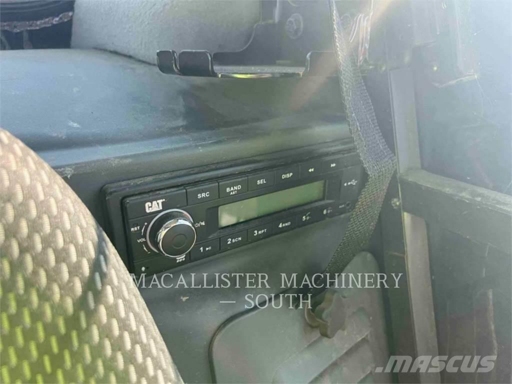 CAT 299D3XE Lánctalpas homlokrakodók