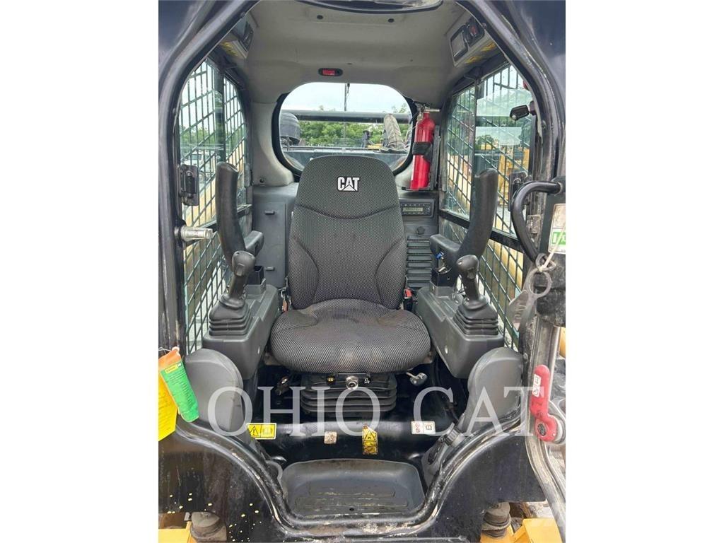 CAT 299D3XE Kompaktrakodók