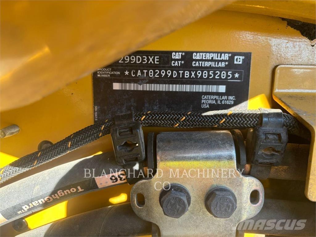 CAT 299D3XE Lánctalpas homlokrakodók