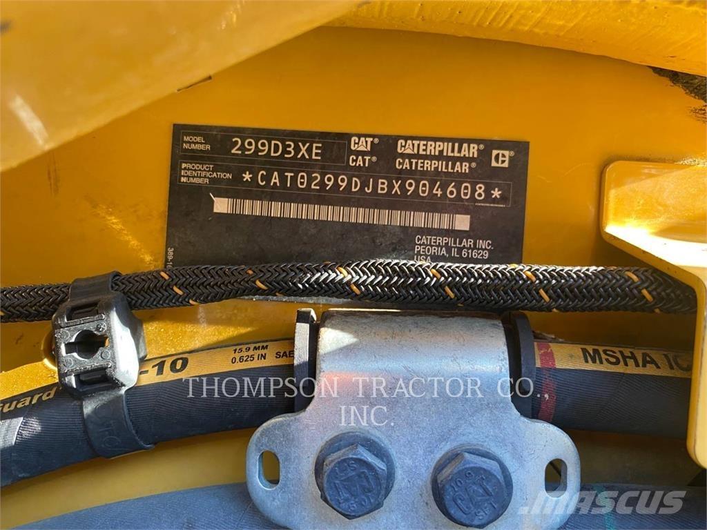 CAT 299D3XE Lánctalpas homlokrakodók