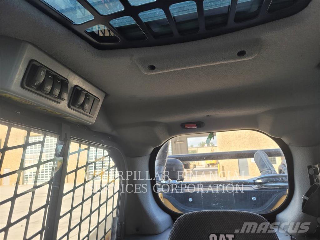 CAT 299D3XE Lánctalpas homlokrakodók