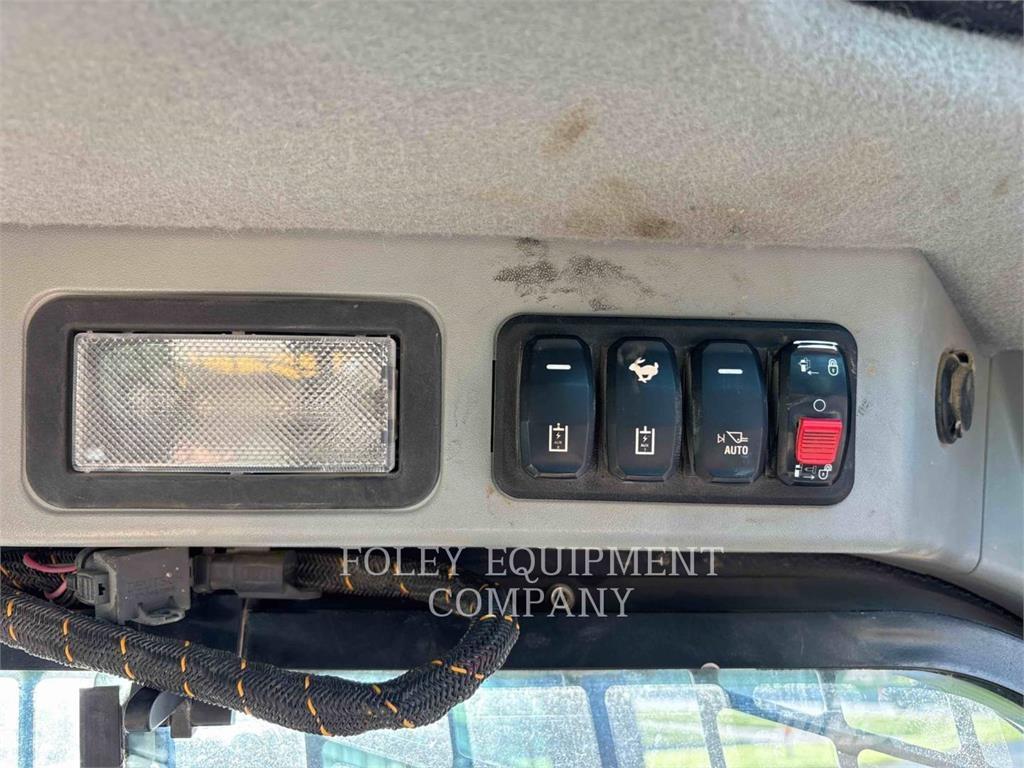 CAT 299D3XPS2C Kompaktrakodók