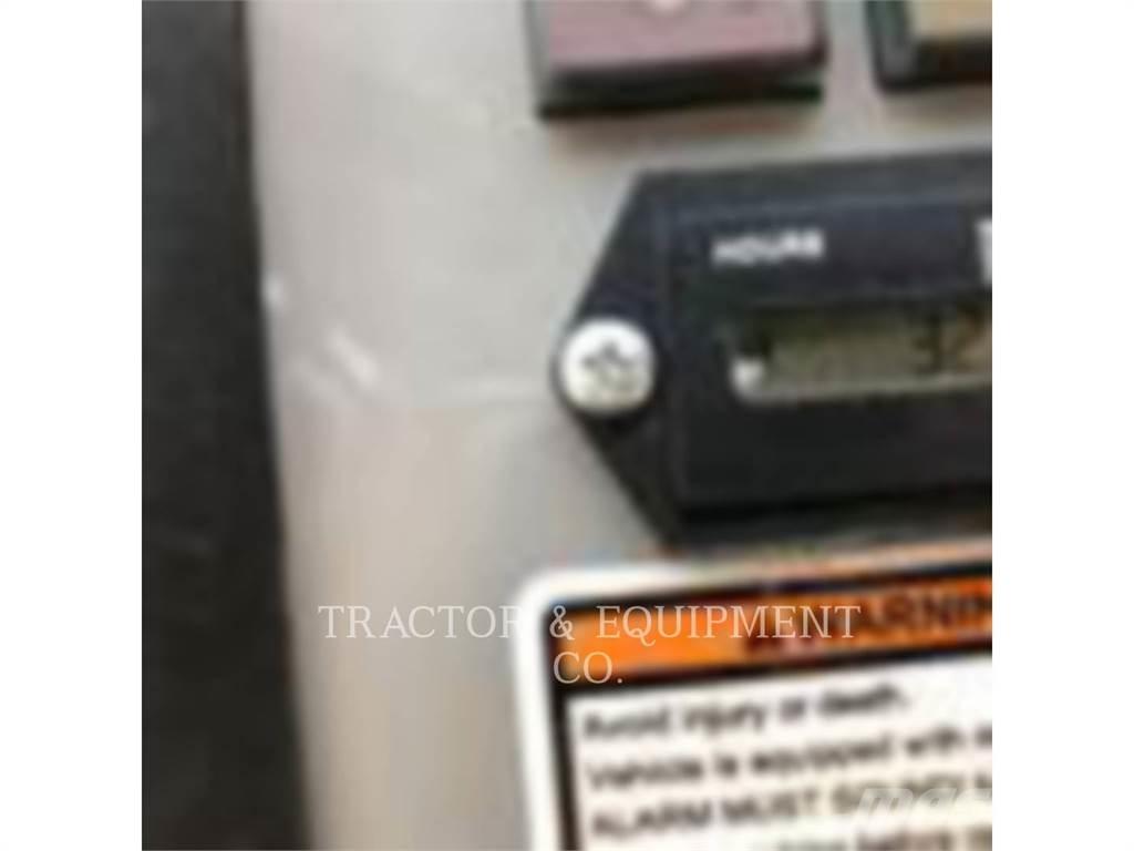 CAT 300.9D Lánctalpas kotrók