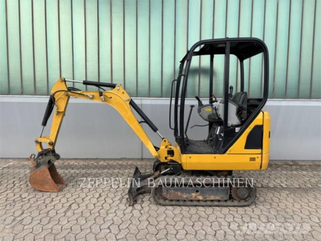 CAT 301.4C Lánctalpas kotrók