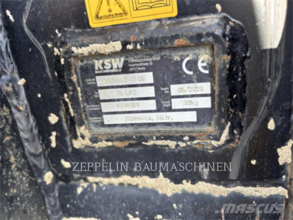 CAT 301.6-05A Lánctalpas kotrók