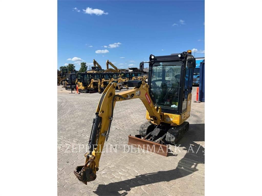 CAT 301.605 Mini kotrók < 7t