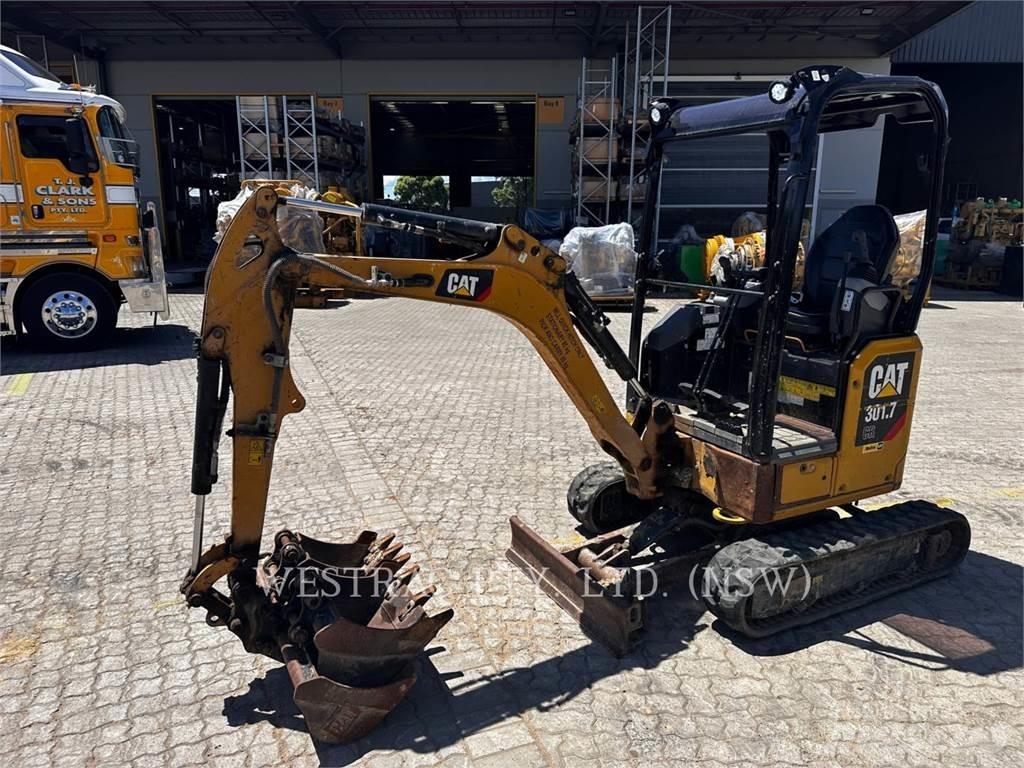 CAT 301.7-05CR Lánctalpas kotrók