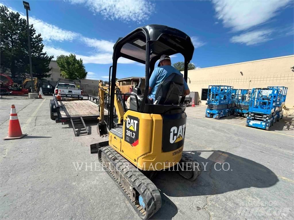 CAT 301.7 C1 Lánctalpas kotrók
