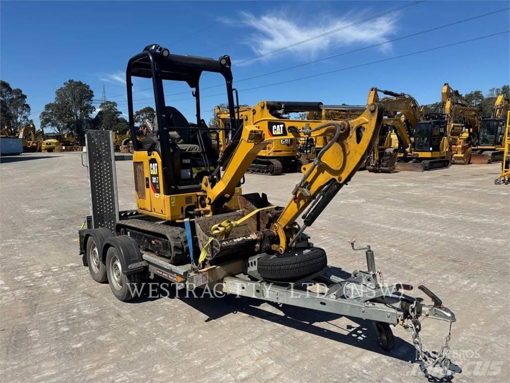 CAT 301.7CR Lánctalpas kotrók
