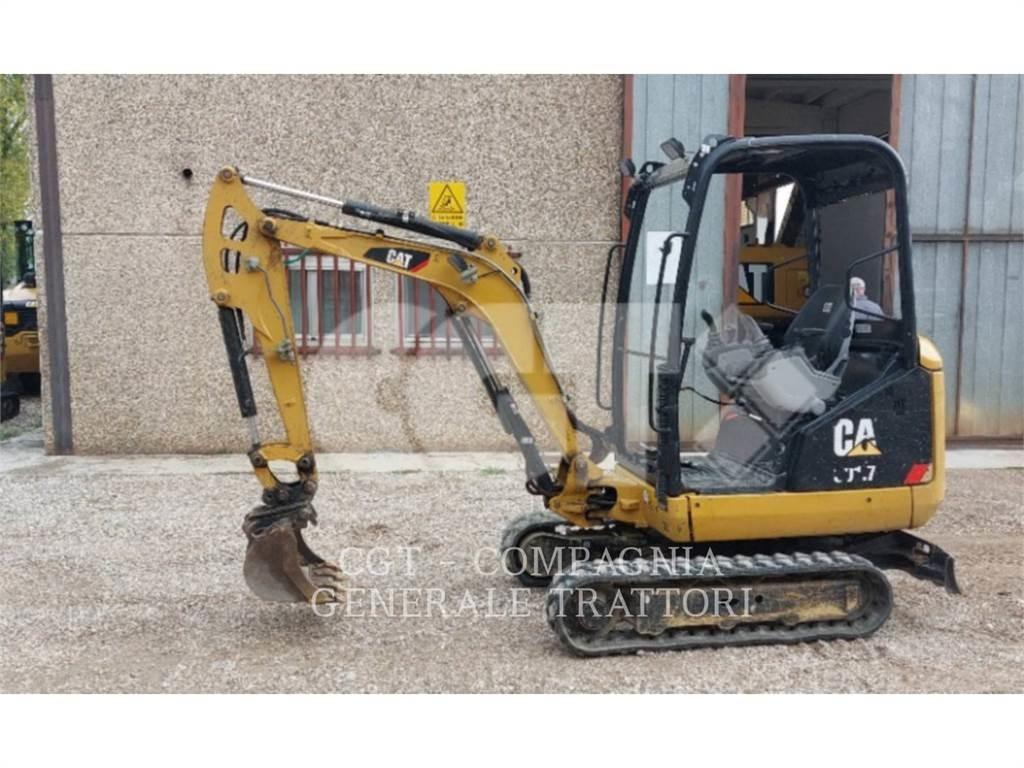 CAT 301.7D Lánctalpas kotrók