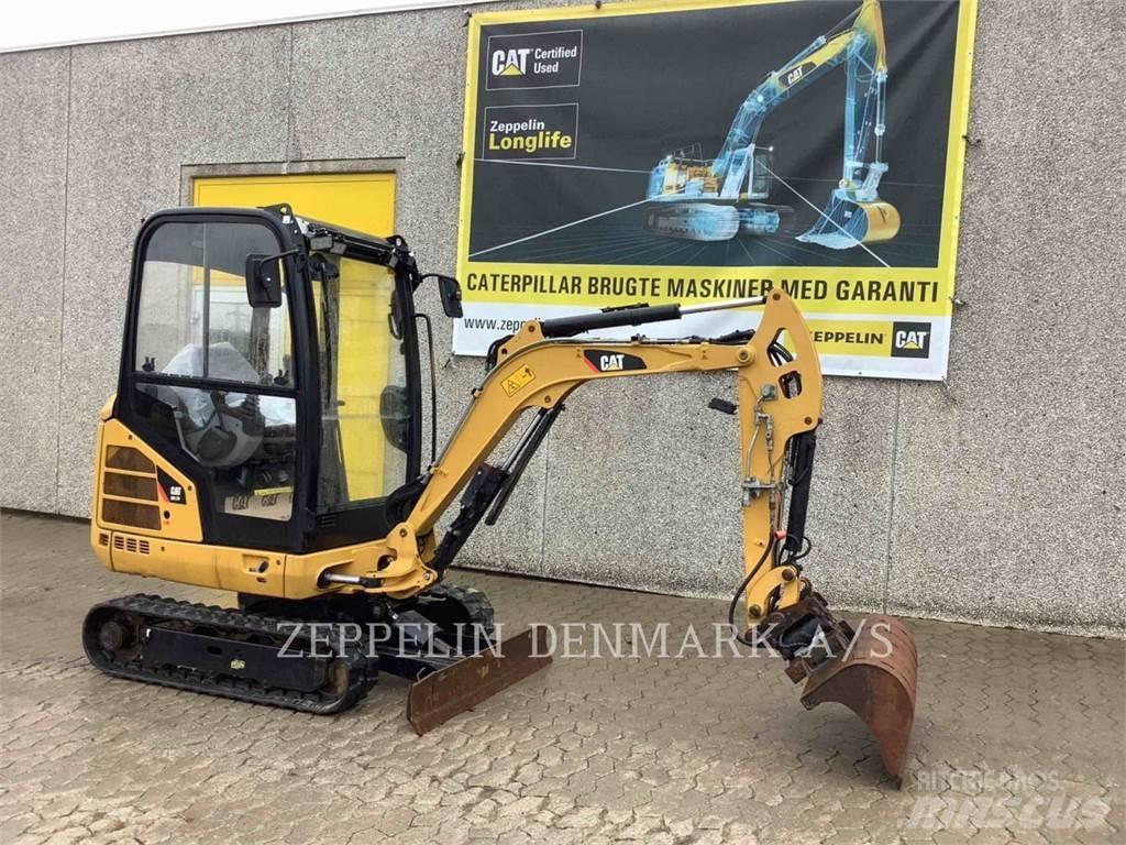 CAT 301.7D Lánctalpas kotrók