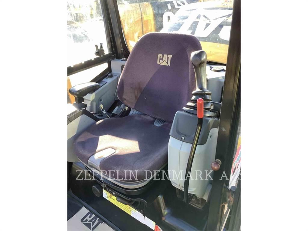 CAT 301.7D Lánctalpas kotrók