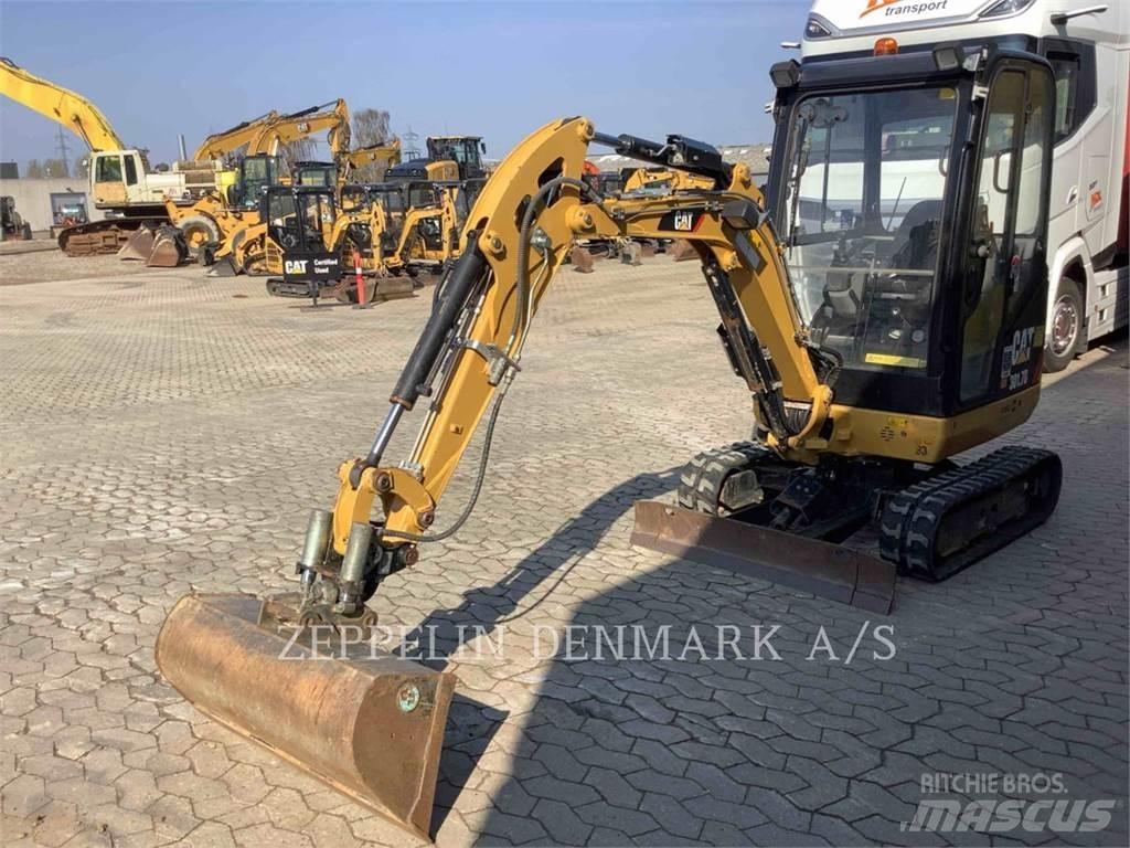 CAT 301.7D Lánctalpas kotrók