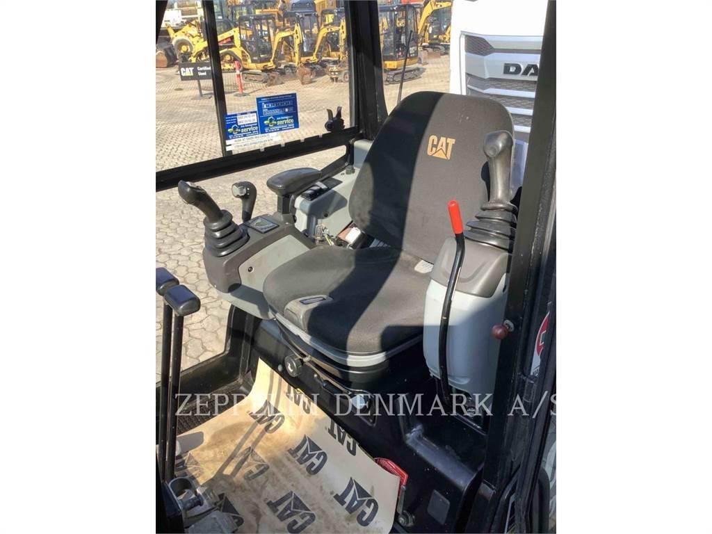 CAT 301.7D Lánctalpas kotrók