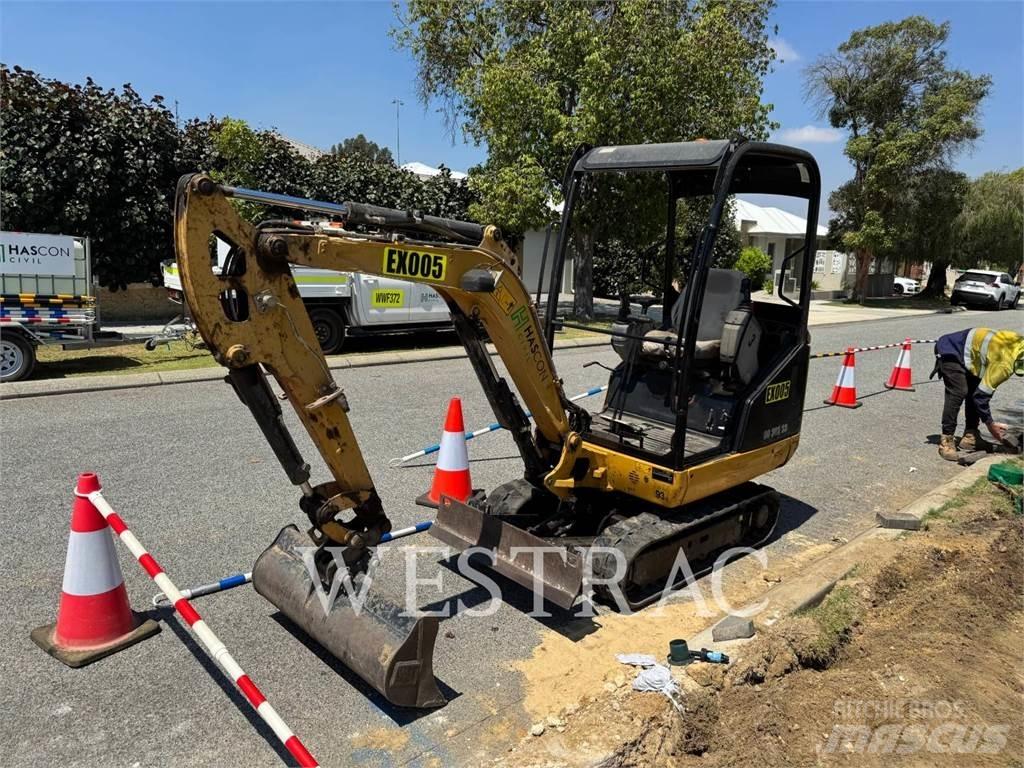 CAT 301.7D Mini kotrók < 7t