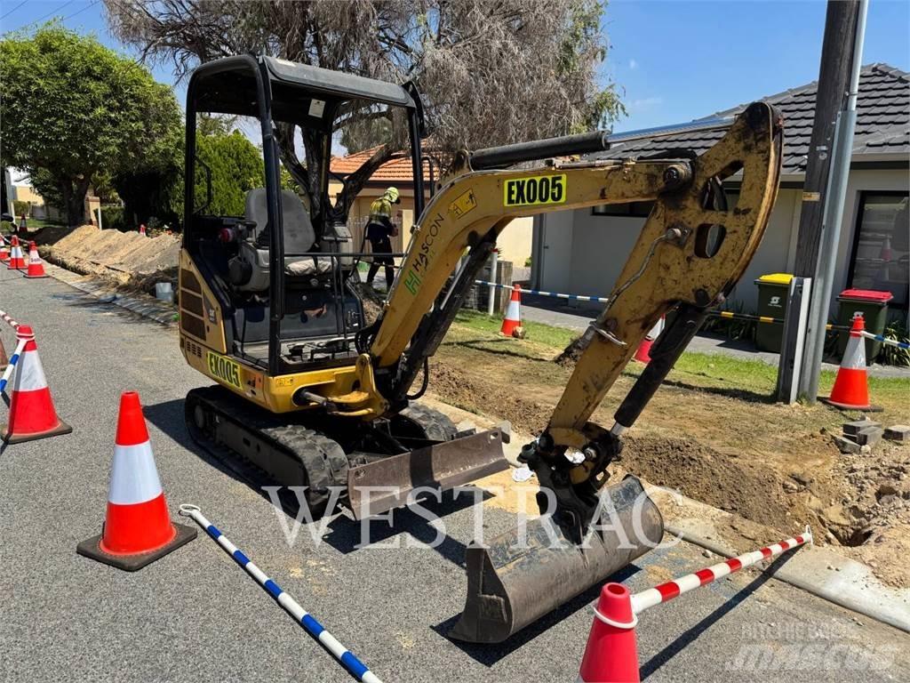 CAT 301.7D Mini kotrók < 7t