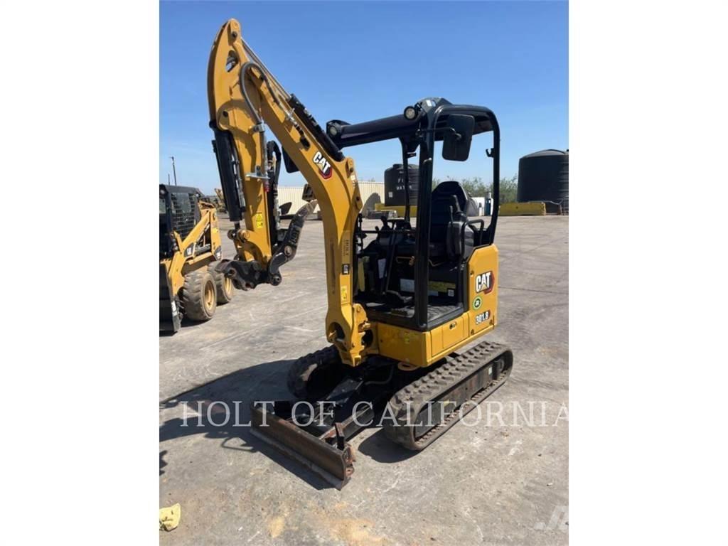 CAT 301.8 Lánctalpas kotrók