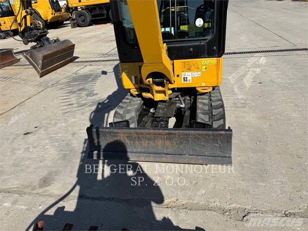 CAT 301.8 Lánctalpas kotrók