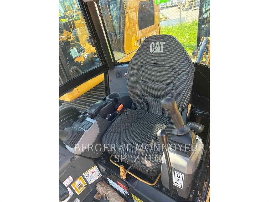 CAT 301.8 Lánctalpas kotrók