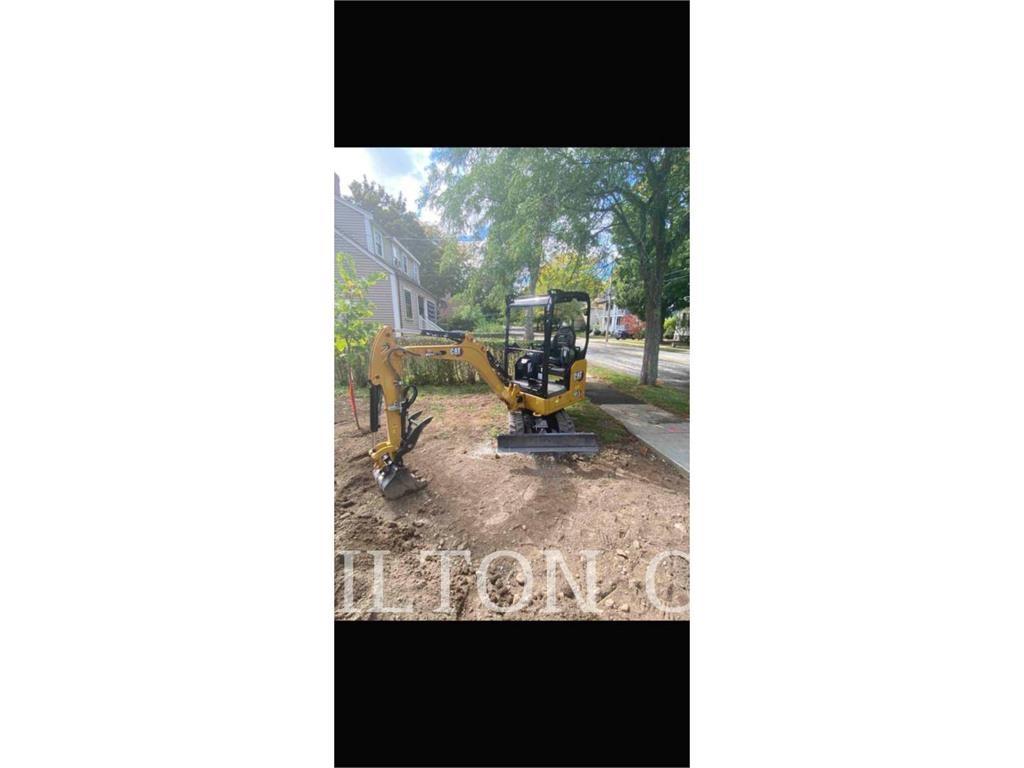 CAT 301.8 Lánctalpas kotrók