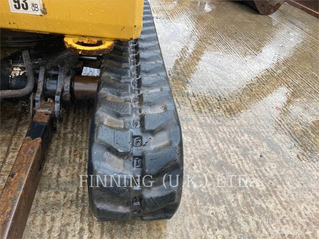 CAT 301.8-05A Lánctalpas kotrók