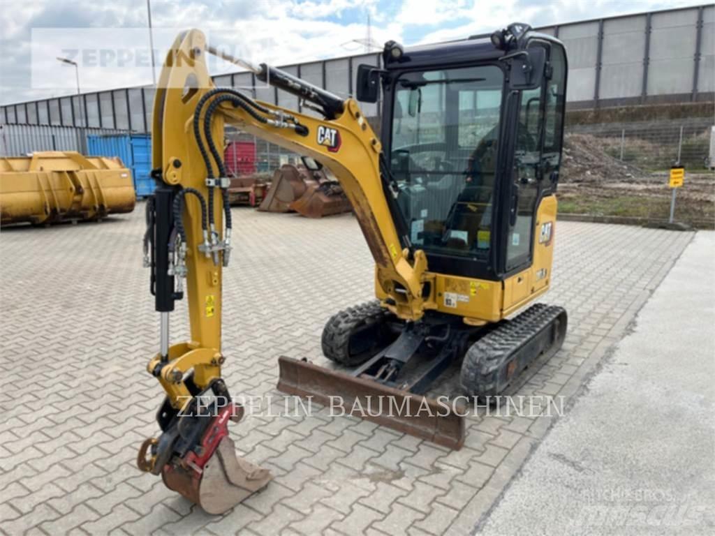 CAT 301.8-05A Lánctalpas kotrók