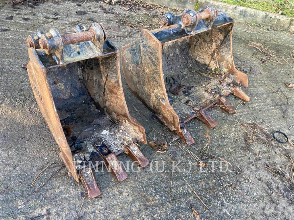 CAT 301.8-05A Lánctalpas kotrók