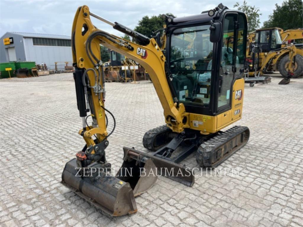 CAT 301.8-05A Lánctalpas kotrók