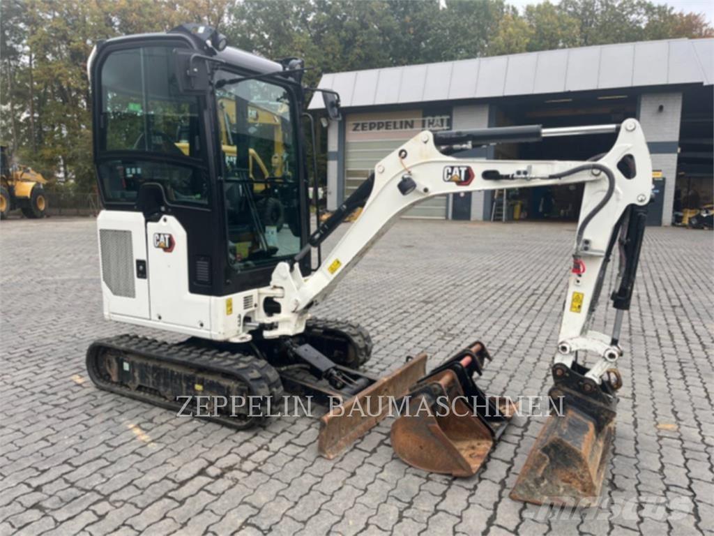 CAT 301.8-05A Lánctalpas kotrók
